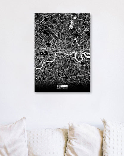 London United Kingdom Dark Negative Maps - @ZakeDjelevic