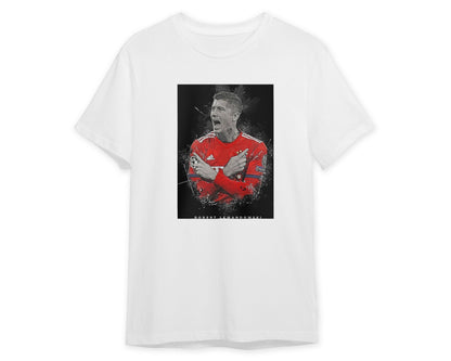 Tee Lewandowski - @Helios