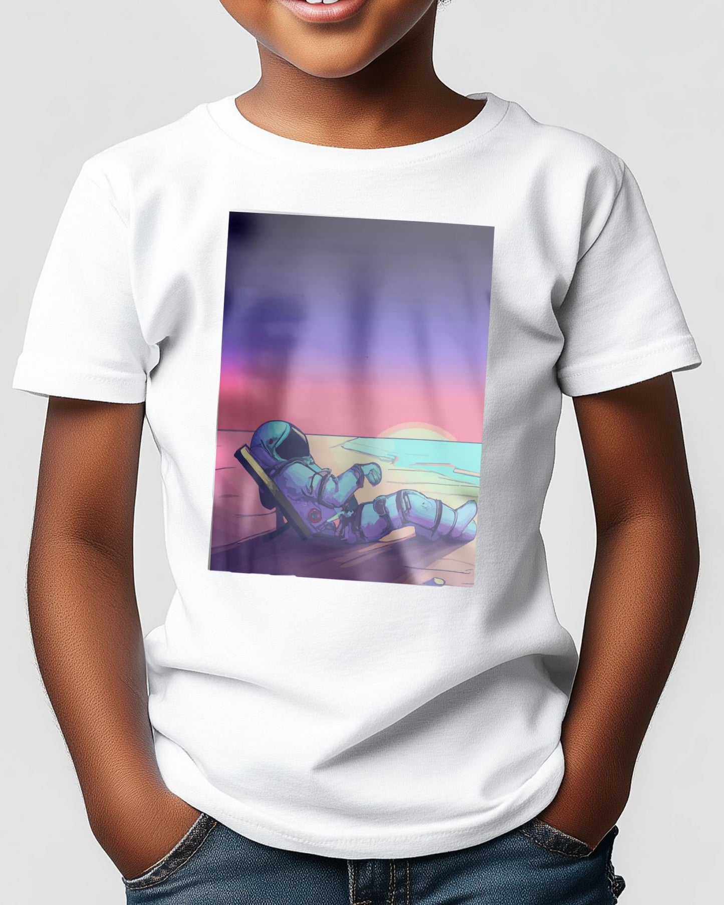 Astronaut Relaxing sunset in beach - @elzart