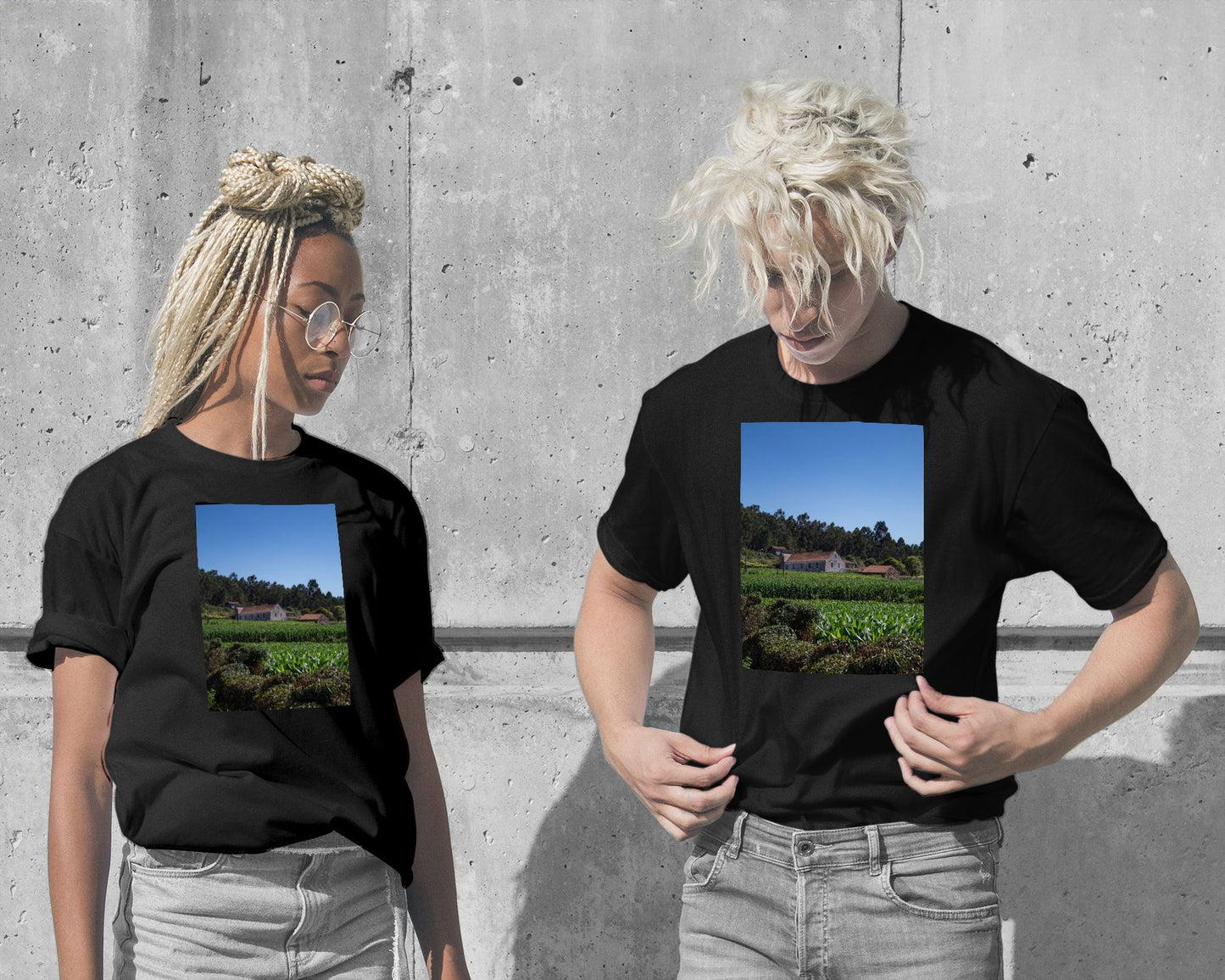 T-Shirt-Casa del campo en mitad del camino - @filmload-wow.fan